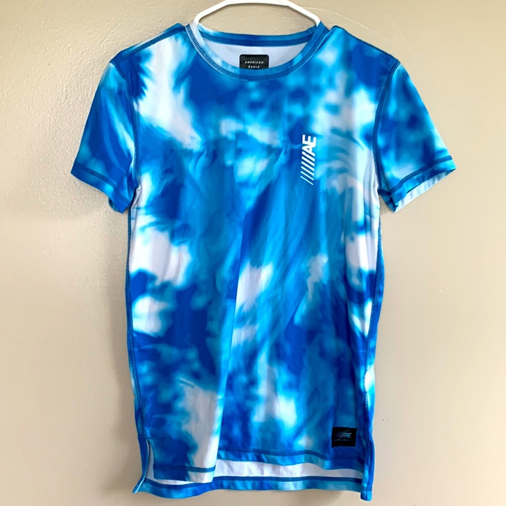 Mens American eagle tshirt